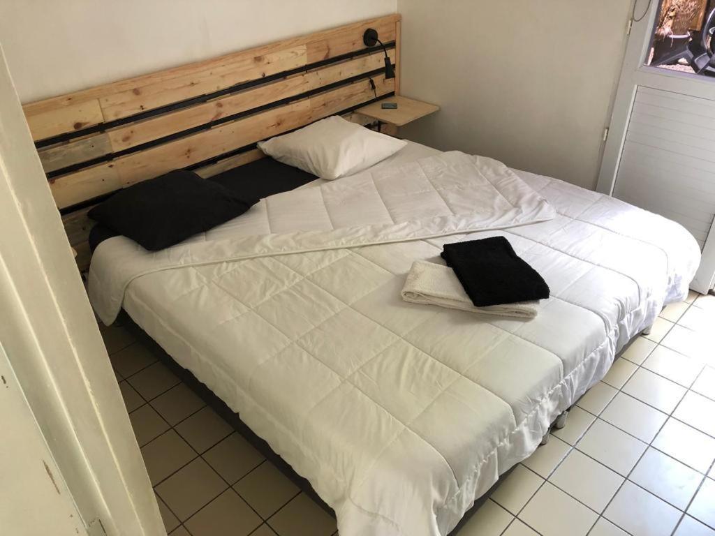 Residence Manka 莱特鲁瓦西莱 外观 照片